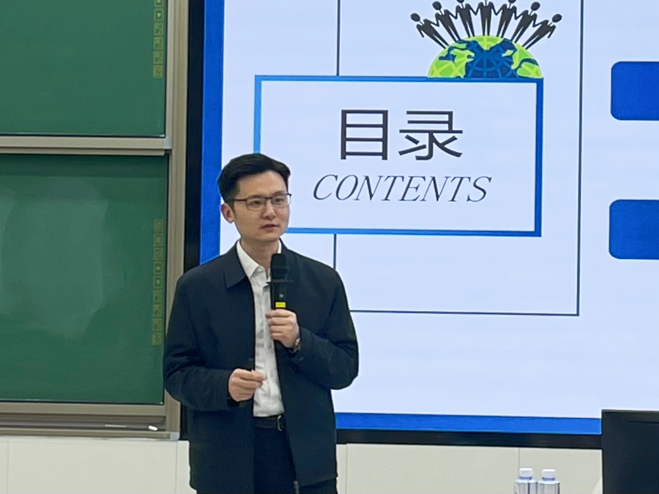 暨南大学马克思主义学院副院长何小勇作教学方法专题培训