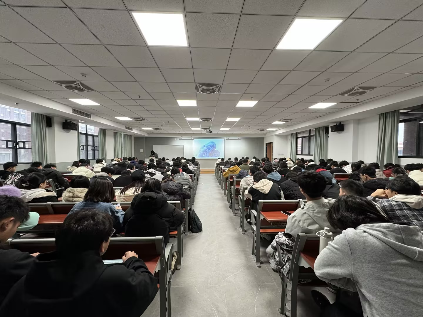 智能科学与工程学院